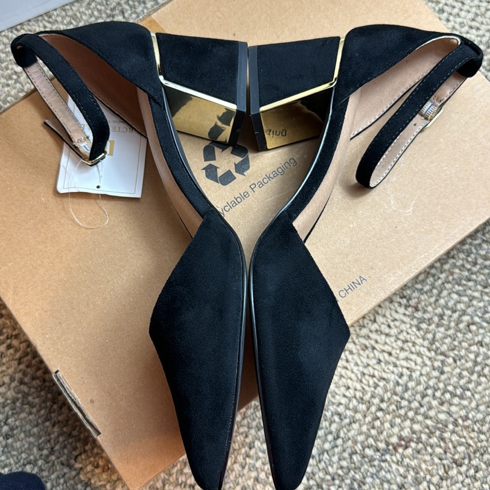 NWT - BCTEX COLL Pointed Toe Chunky Low Heels, Black Suede - Size 9.5 🖤 - Picture 7 of 16